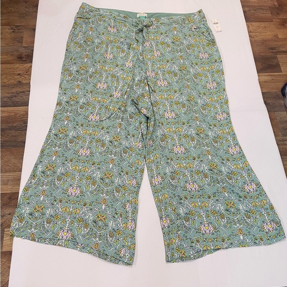 NEW ♥️ Anthropologie Maeve Green Floral Pants - Picture 6 of 15